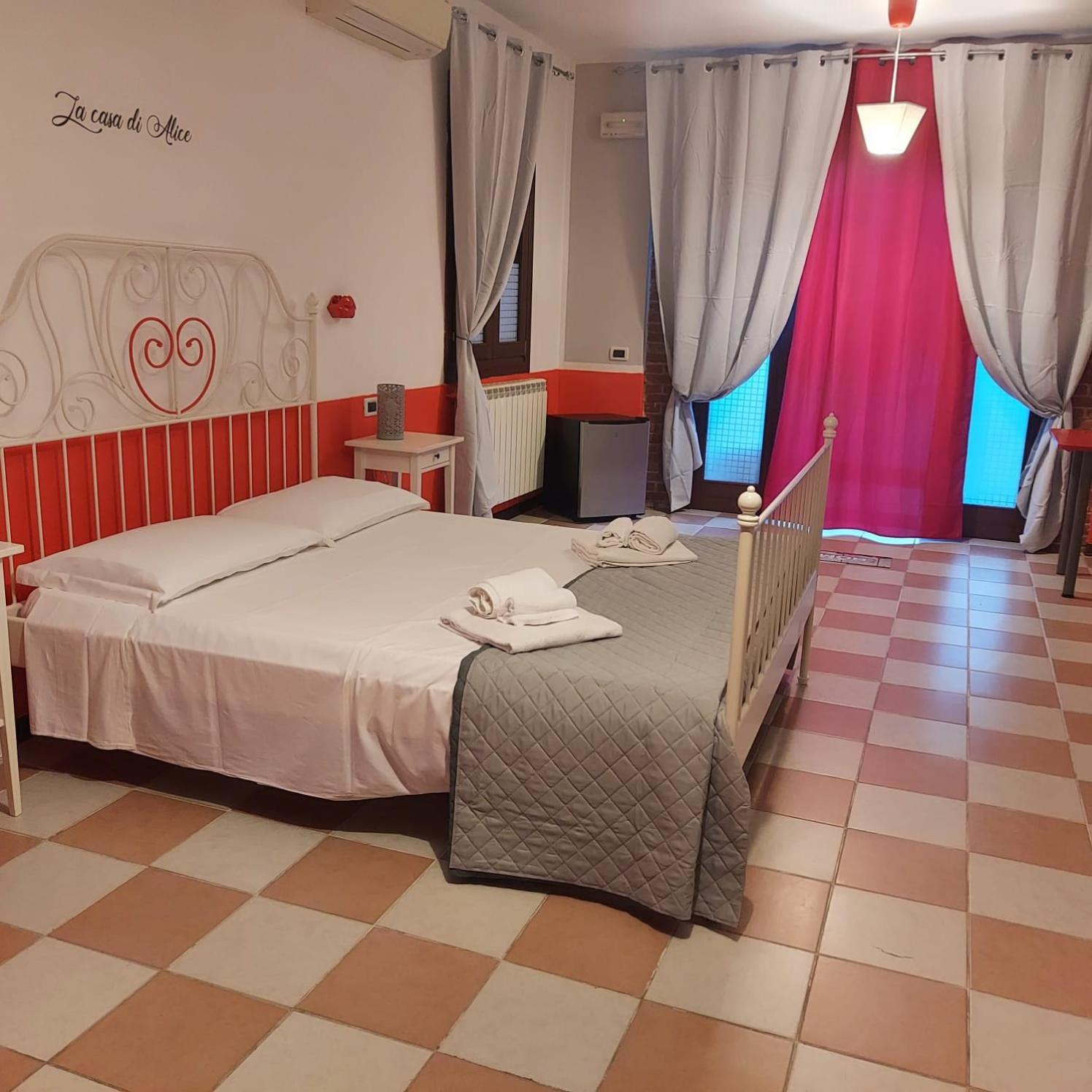 Casa Di Alice Bed & Breakfast Чоджия Екстериор снимка